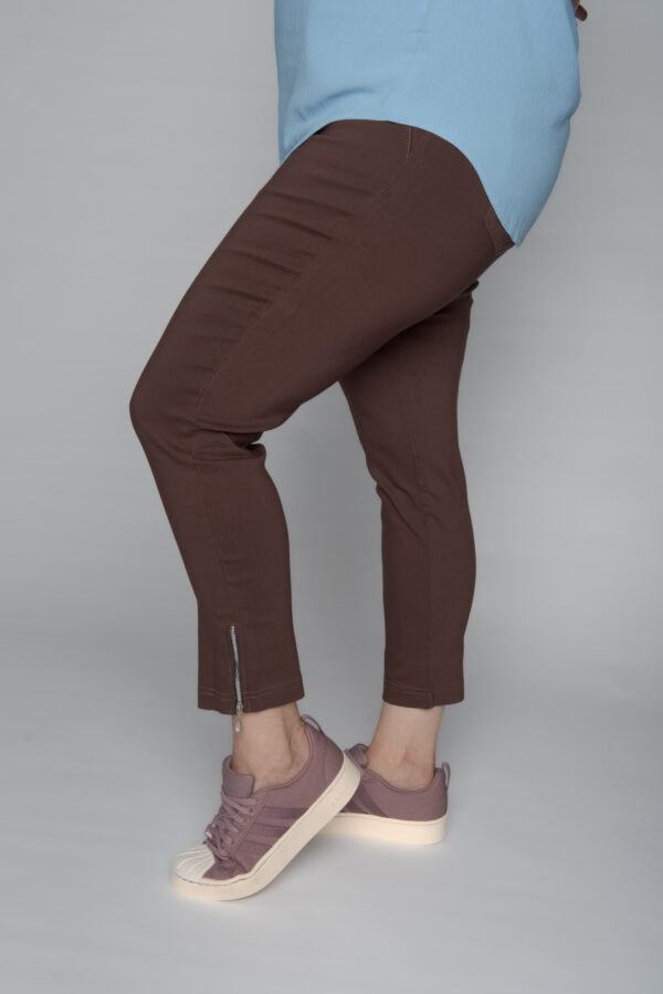 Spodnie CEVLAR z zameczkami kolor czekoladowy