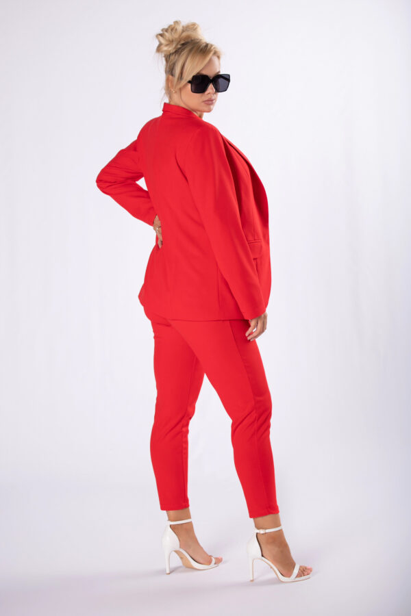 Elegancki garnitur damski Juspol kolor czerwony, plus size XXL