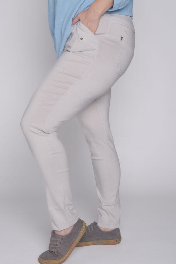 Spodnie z bengaliny Cevlar B09 nogawka zwężana kolor jasny gołąb