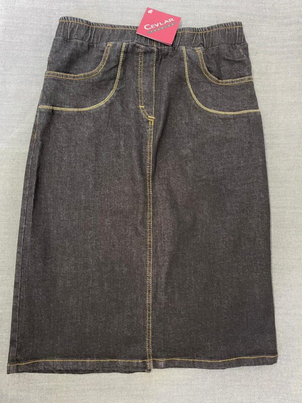 Spódnica jeans CEVLAR Lara kolor czarny